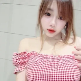 高雄定點茶-趙露思1